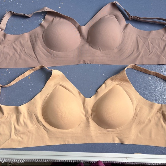 BD Other - Seamless Bras,Set of 2, New, Size M